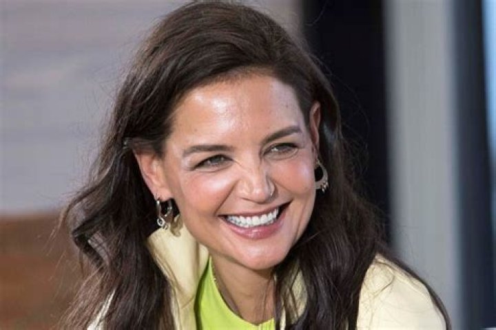 
Chelsea Holmes Net Worth, Age, Birthday, Wikipedia, Who, Nationality, Biography 