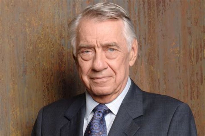 Philip Baker Hall Height, Weight, Net Worth, Age, Birthday, Wikipedia, Who, Nationality, Biography
