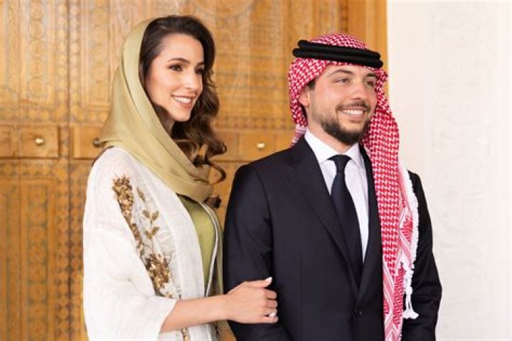 Where Is Shamsa bint Suhail Al Mazrouei Now? More On Sheikh Khalifa Wife